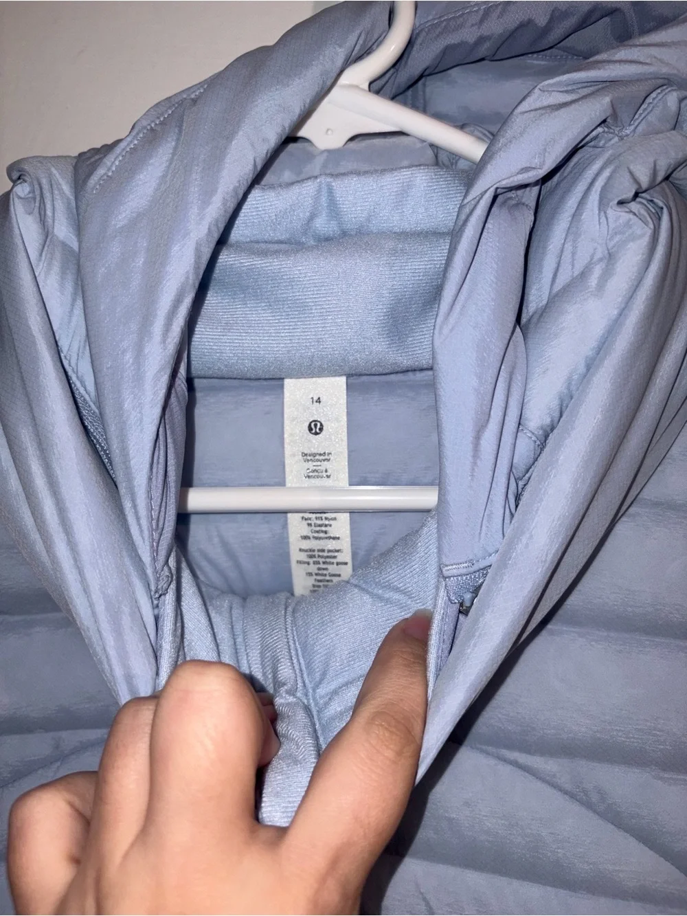 NWOT Lululemon size 14 Blue Packable Puffer Jacket with Hood - Picture 3 of 5